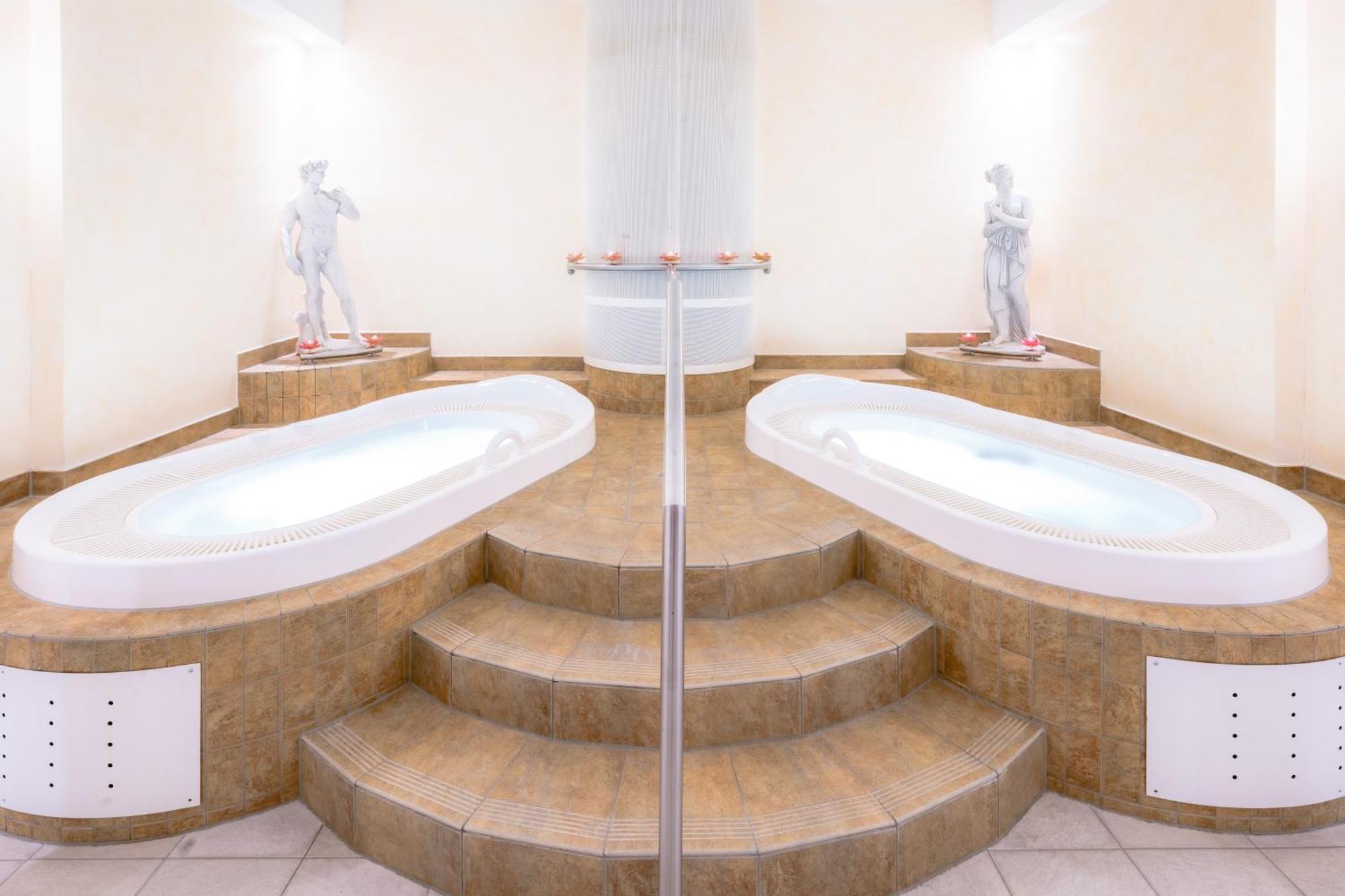 Hotel Alex Leukerbad Ngoại thất bức ảnh